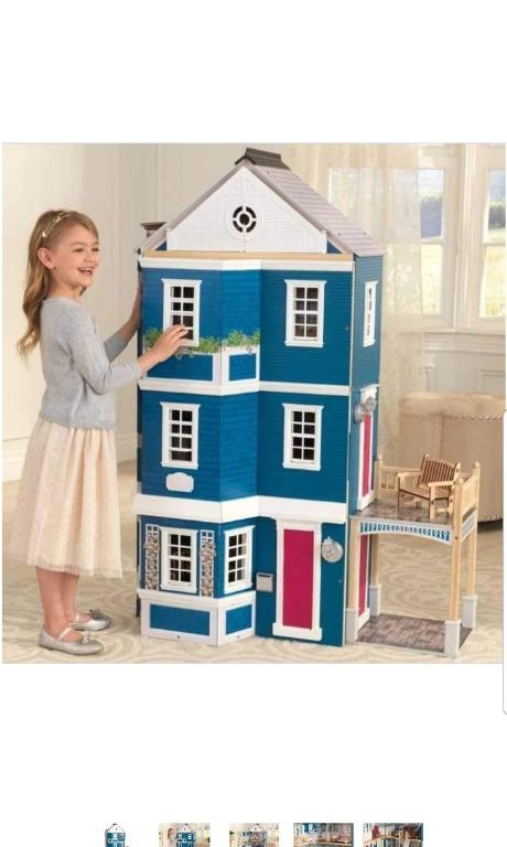 extra large dolls house