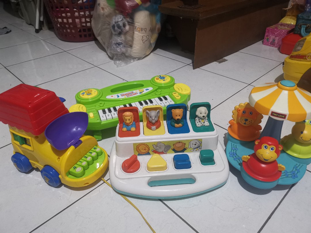 battery operated toys for babies