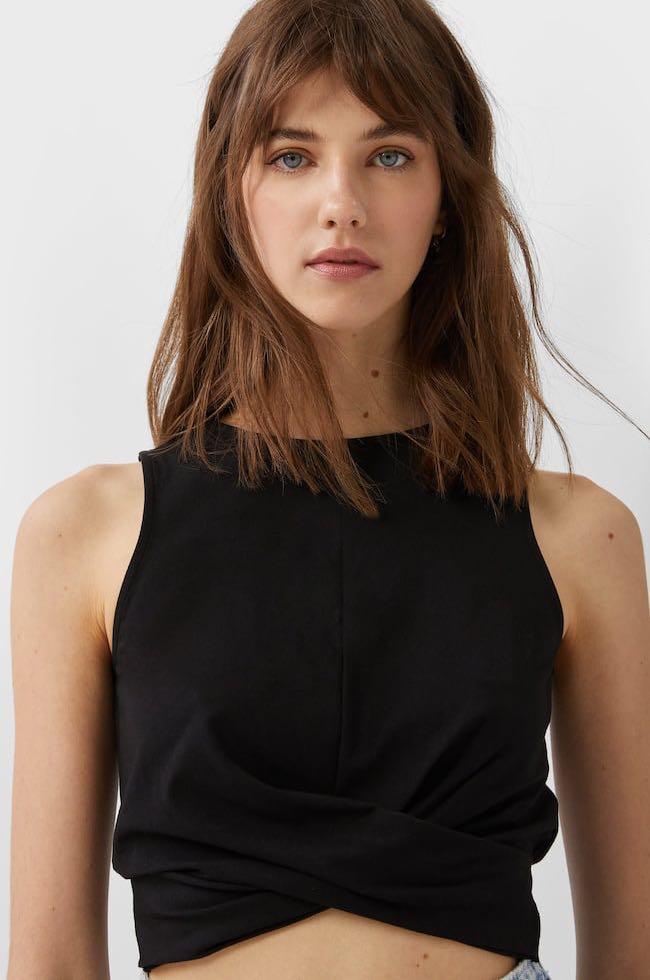 BNWT Stradivarius knot crop top (Category: Sleeveless) located in Makati City. Submitted by madclutter (Listing ID 1024812742, Image 2). Description: Available sizes: small, medium, large.