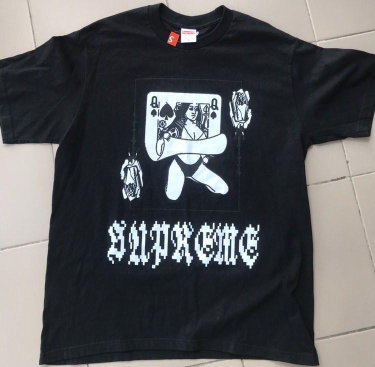 Supreme queen tee sales
