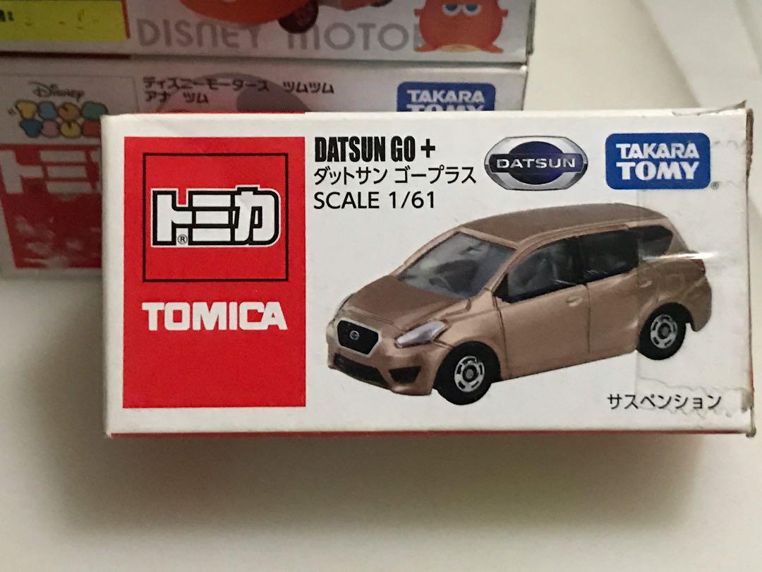 tomica datsun go
