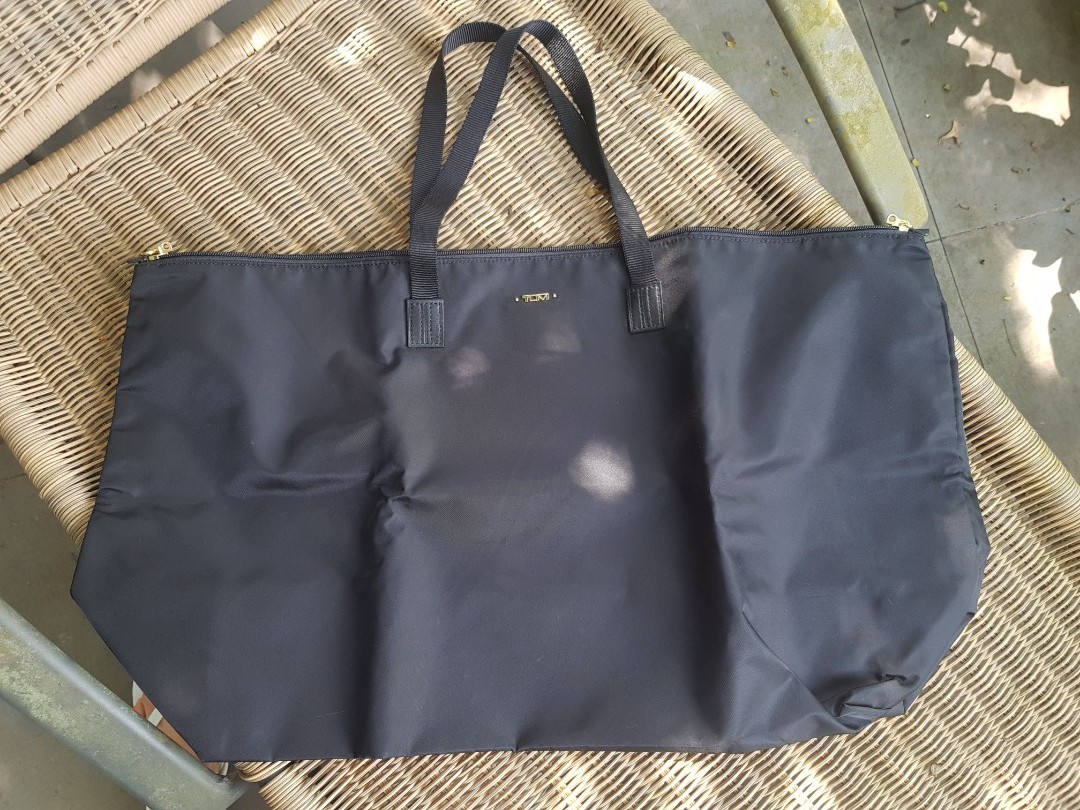 tumi voyageur tote
