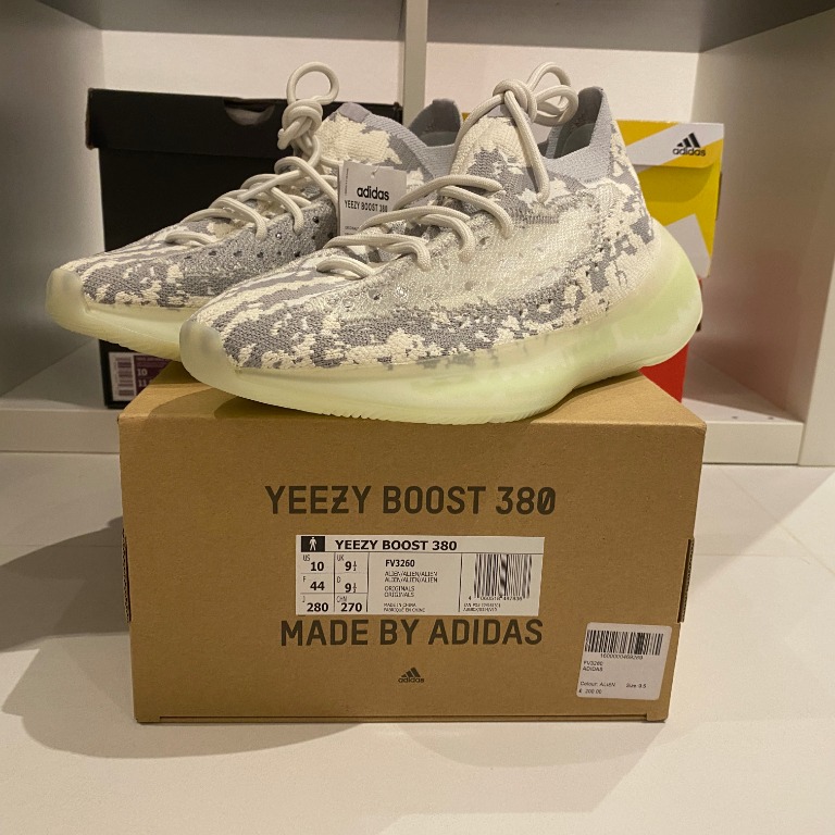 yeezy 390 alien