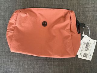 （分類：）位於 。 由 guzel_123 提交（商品編號 1024871159，圖片 1）。簡介： 。