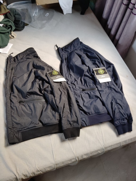 40930 stone island outlet