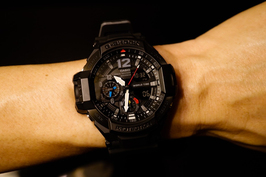 G shock ga best sale 1100 1a1dr