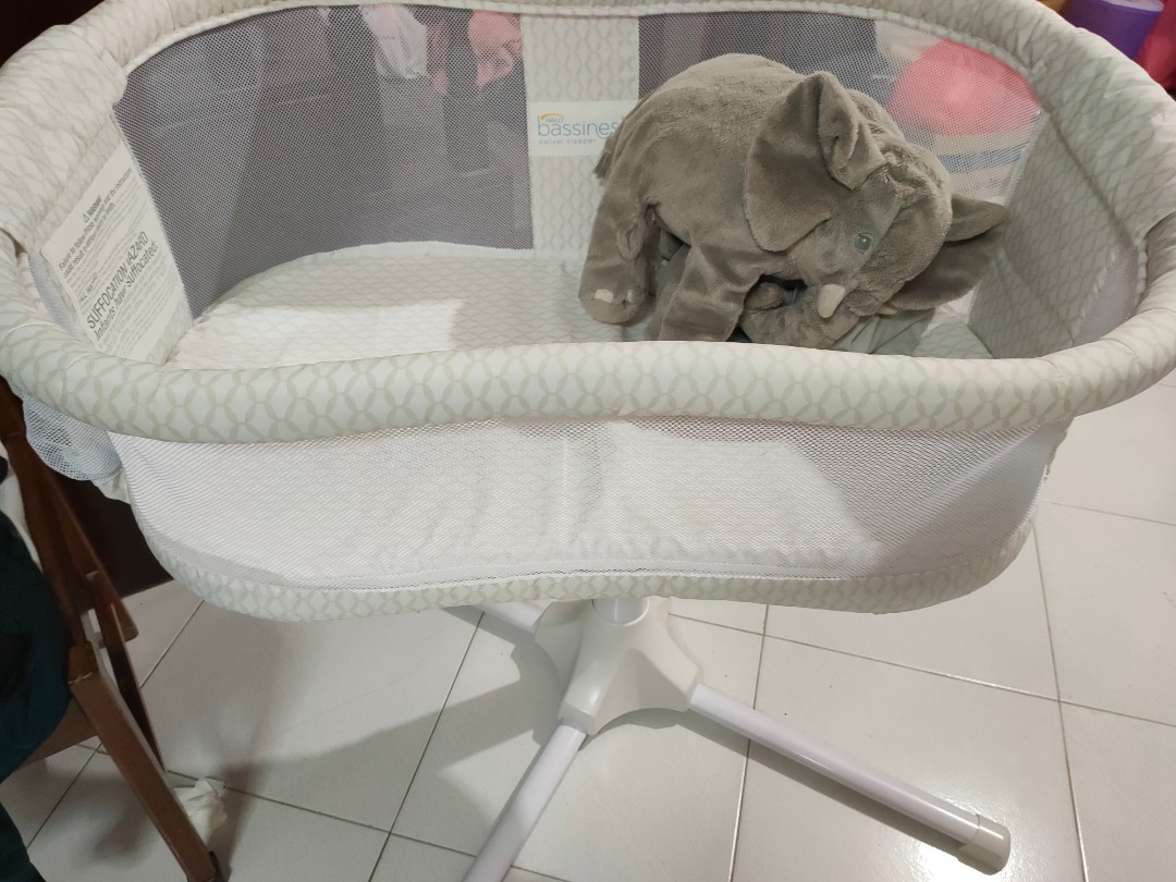 Halo swivel Babies & Kids, Baby Nursery & Kids Furniture