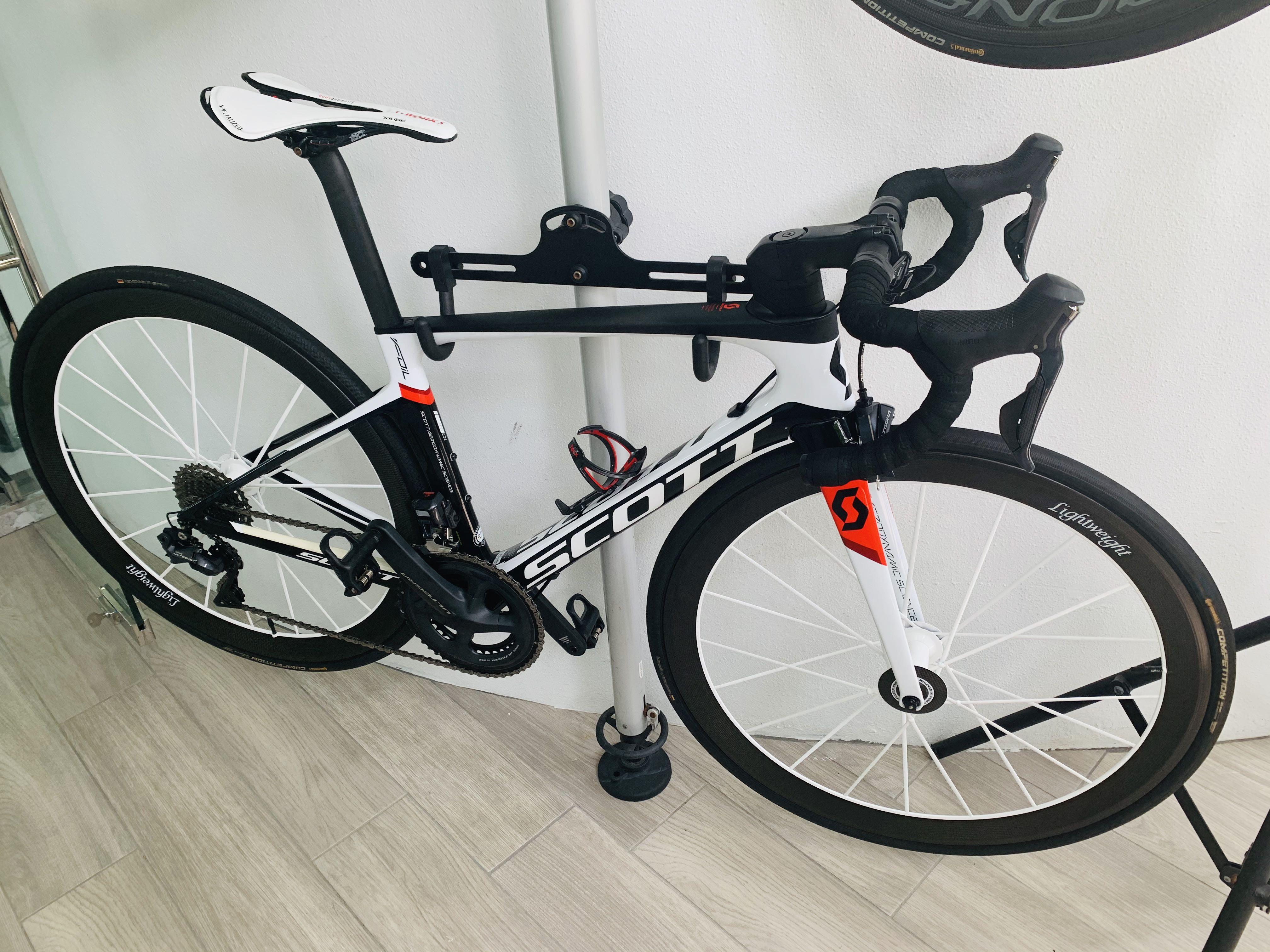 High End Scott Di2 Foil 10 Hmc Aero Bike For Sale Size Xxs 2 Months Old Bicycles Pmds Bicycles Road Bikes On Carousell
