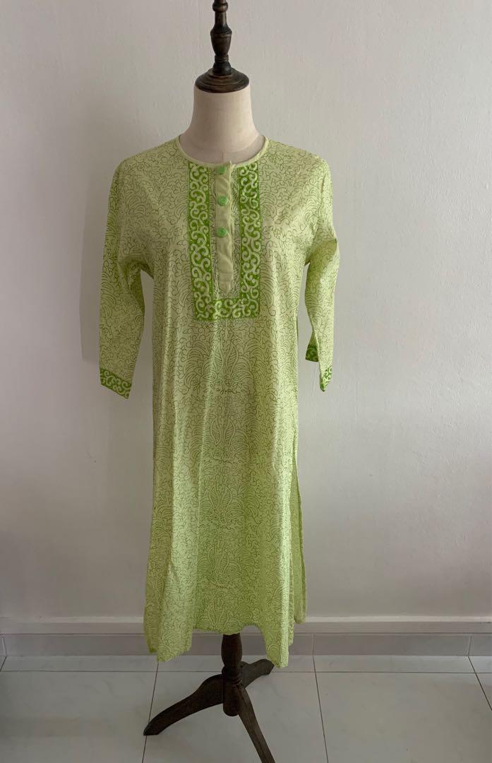 aarong maxi design