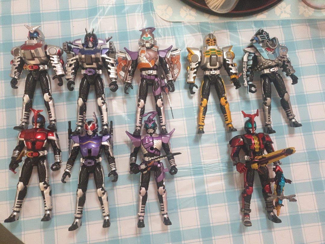C O R Kamen Masked Rider Kabuto Cast On Off Armor 9pcs Hobbies Toys Toys Games On Carousell