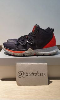 (Category: ) located in . Submitted by jxsneakers (Listing ID 1024270456, Image 1). Description: .