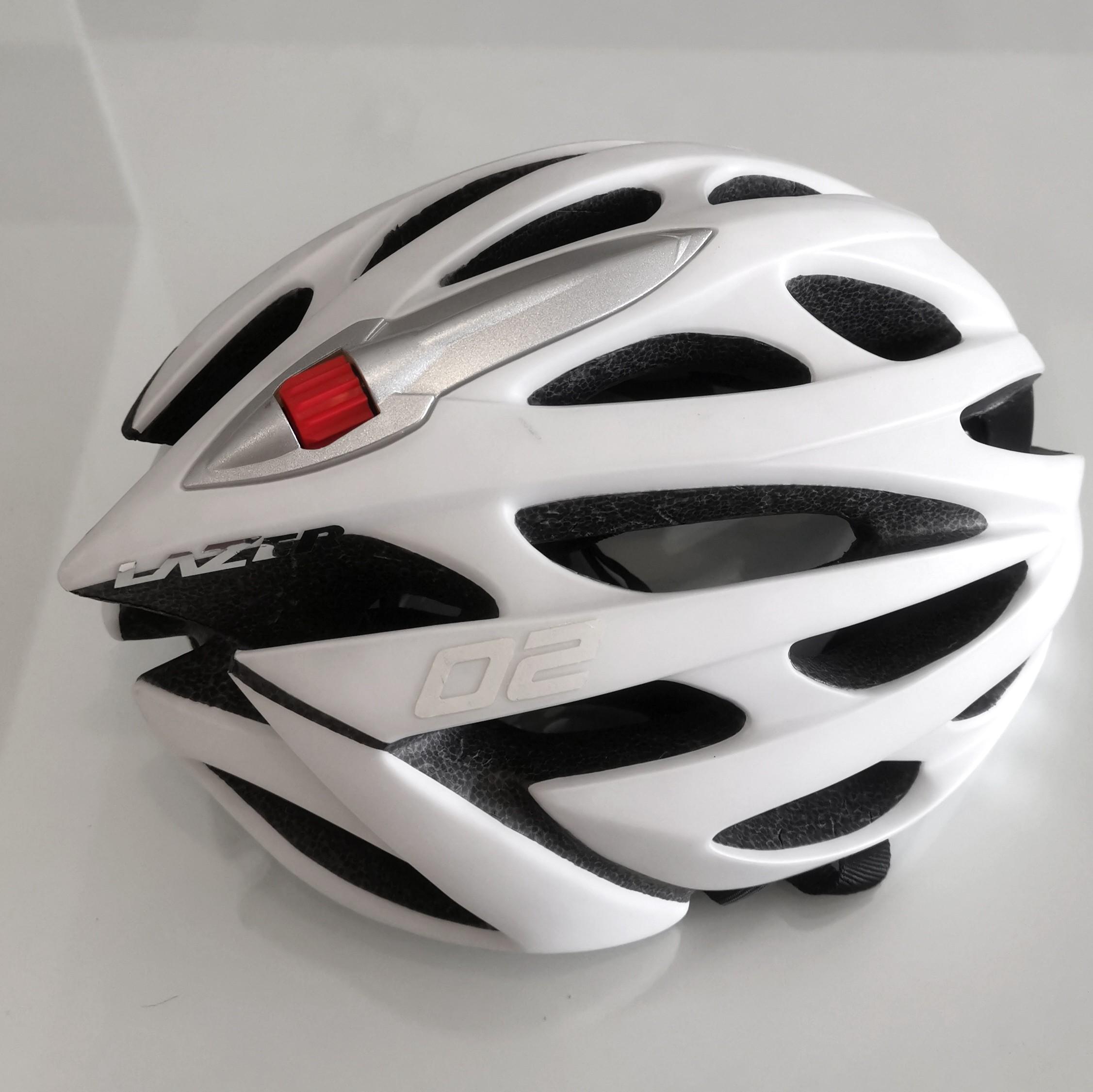 Lazer 02 Helmet, Sports Equipment, Bicycles & Parts, Parts