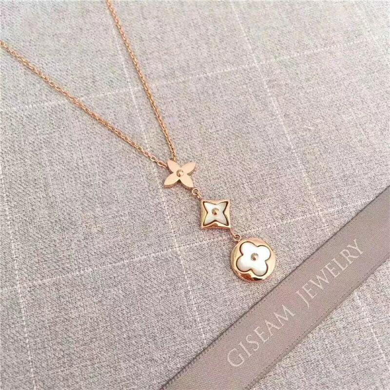 Louis Vuitton necklace (pre-order) (Category: Luxury Accessories) located in Angeles City. Submitted by gogo.sparkle (Listing ID 1024849272, Image 3). Description: .