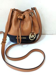 (Kategori: ) berada di . Dikirim oleh tsgpreloved (ID iklan 1024850816, Gambar 1). Deskripsi: .