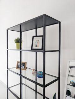 MOVING SALE! Jual Cepat Lemari Kaca Hias IKEA Vittsjo