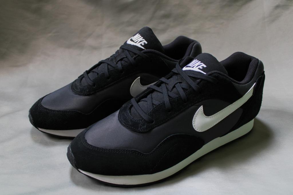 Nike outburst trainers clearance