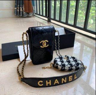 CHANEL VIP GIFT bag Cross body Bag Shoulder Bag Gold Strap Brand New With  Box $139.95 - PicClick