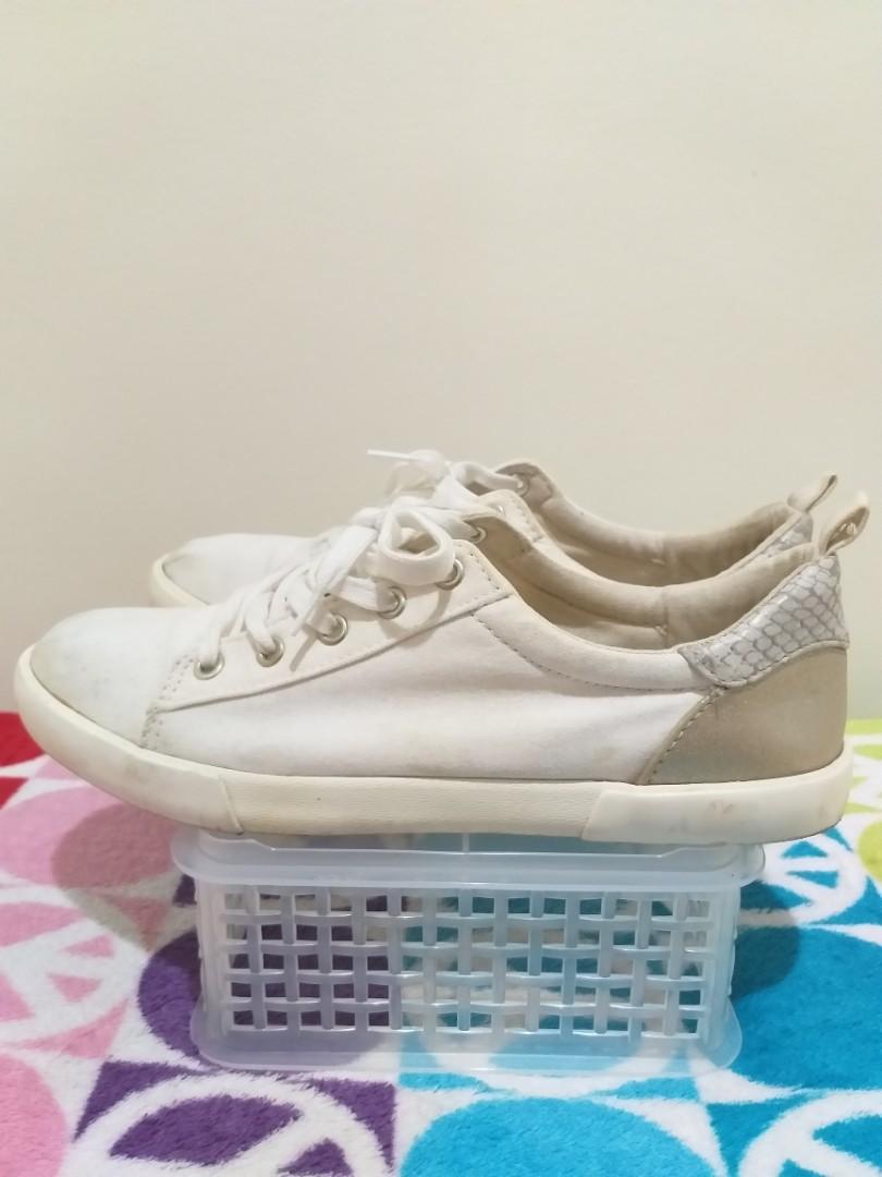 Original Gap women s shoes Women s Fashion Footwear Sneakers on