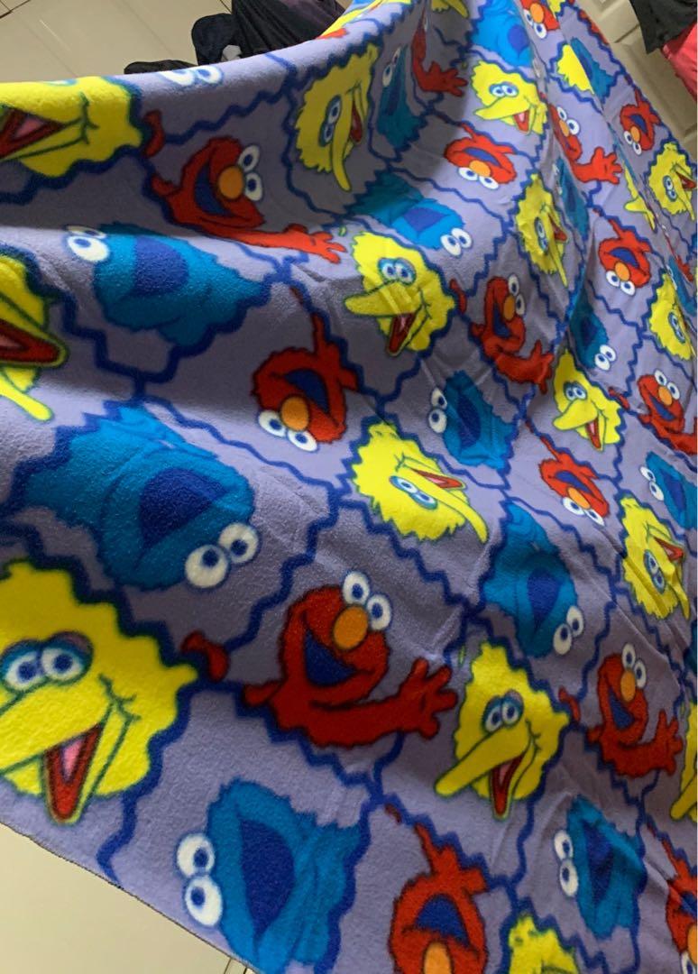 Preloved comfy Sesame Street blanket (Category: Laundry Baskets) located in Quezon City. Submitted by lunamond (Listing ID 1024835633, Image 2). Description: .