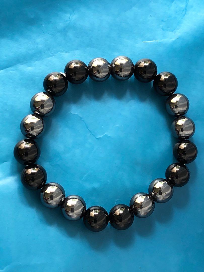Black tourmaline and hematite outlet together