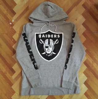 (Category: ) located in . Submitted by evafashion (Listing ID 1024973184, Image 1). Description: .