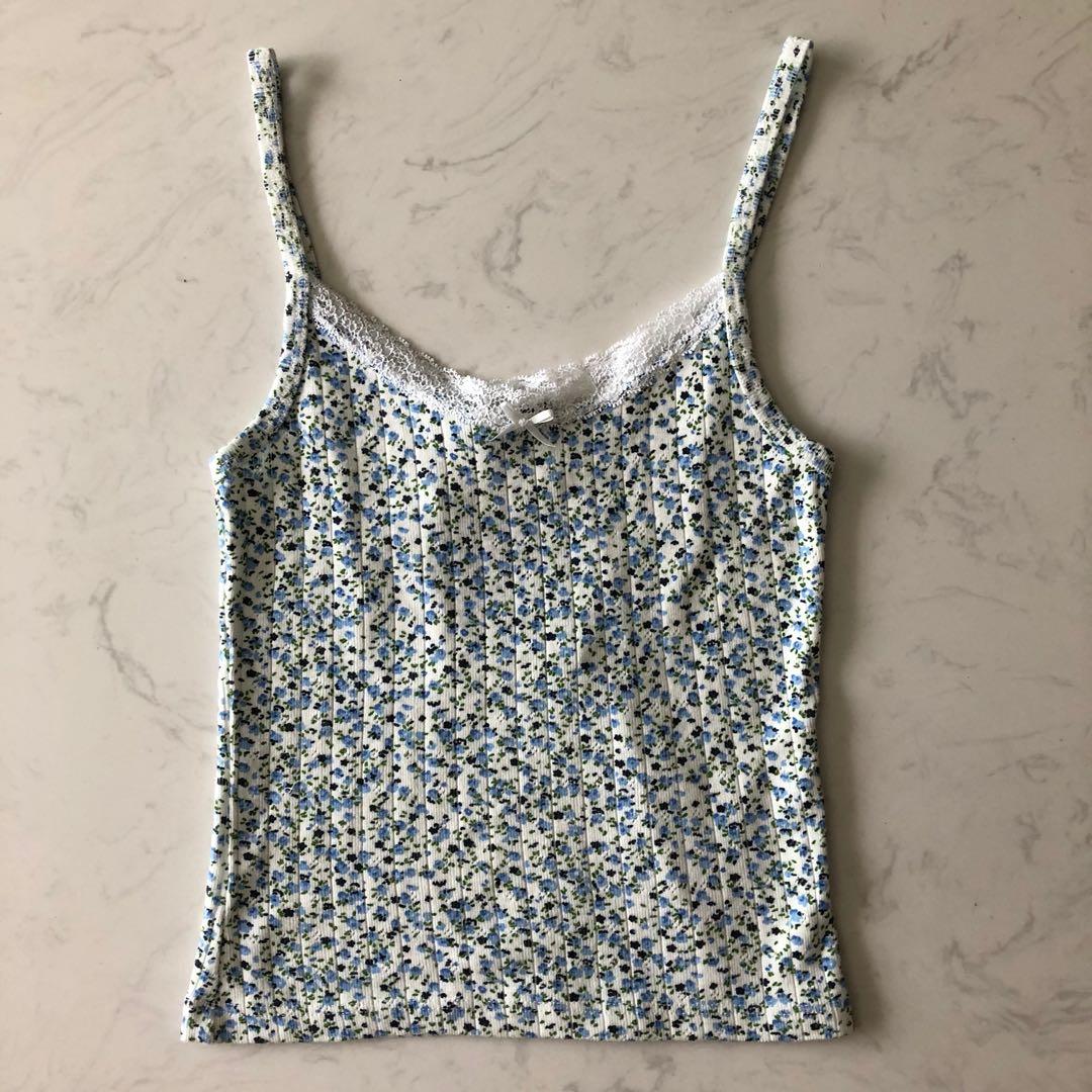 RARE blue floral lace skylar, Women's Fashion, Tops, Sleeveless on Carousell