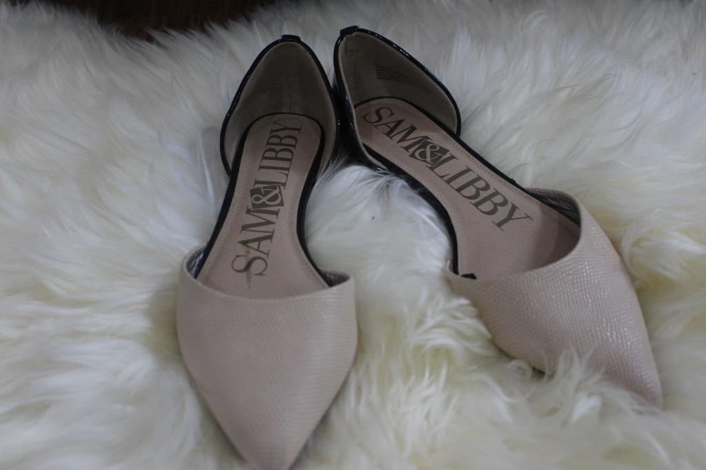 Sam & libby flat sandals best sale