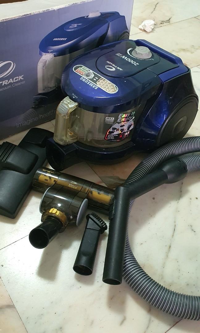 Samsung Vacuum Cleaner 2000W, TV & Home Appliances, Vacuum Cleaner
