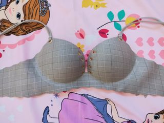 (Category: ) located in . Submitted by slushyyyy (Listing ID 1024840774, Image 1). Description: .