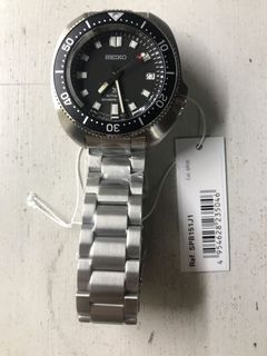 (Category: ) located in . Submitted by seikowatchfactory (Listing ID 1024964299, Image 1). Description: .