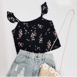 (Category: ) located in . Submitted by pineapplehearts (Listing ID 1025039598, Image 1). Description: .