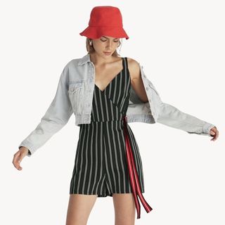 (Category: ) located in . Submitted by closetdiary (Listing ID 1025005144, Image 1). Description: .