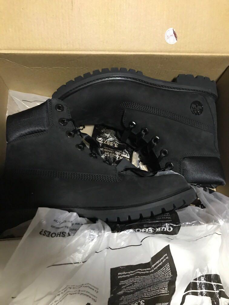 black timberlands 7.5