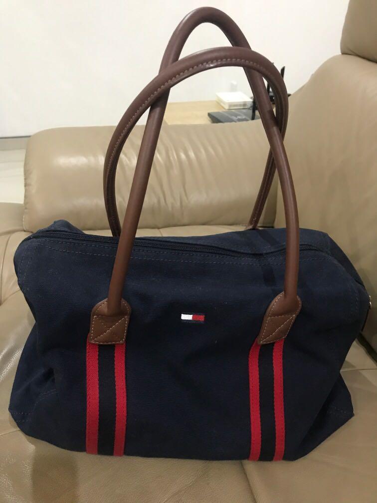 tommy hilfiger bag serial number