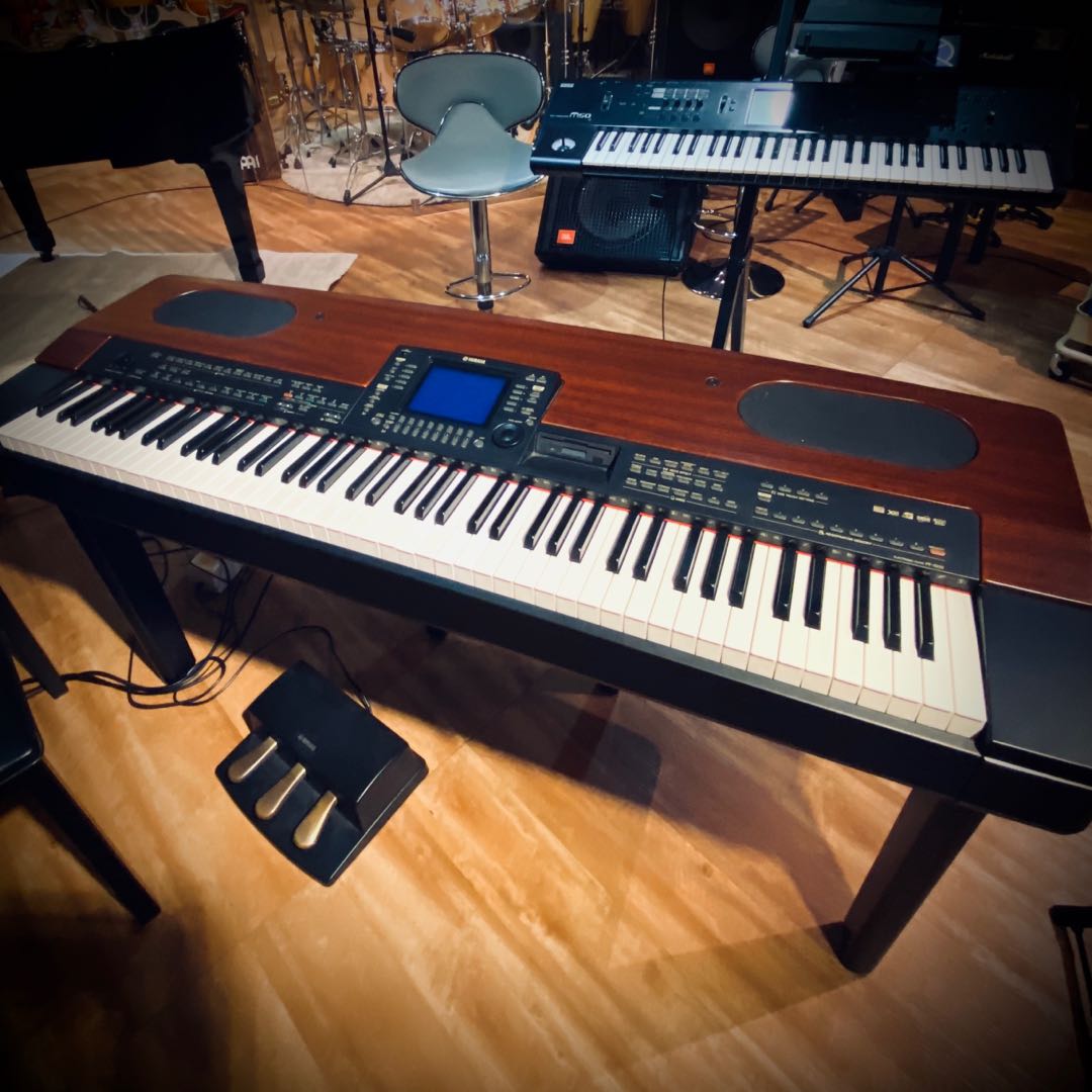 Yamaha store 1000 piano