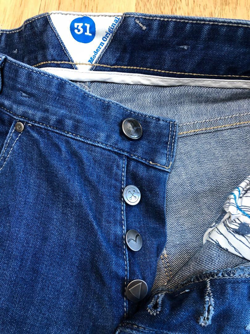 Levi's modern store original