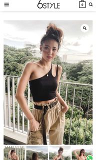 (Category: ) located in . Submitted by pleaseclearmycloset (Listing ID 1018274060, Image 1). Description: .