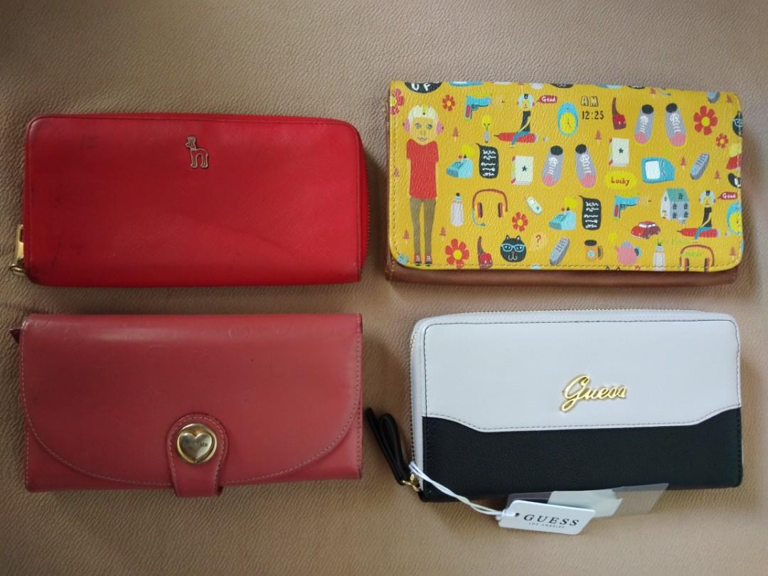 Affordable wallets (Category: Wallets & Card holders) located in Las Pinas. Submitted by arkco (Listing ID 1018185191, Image 1). Description: All original❣️ Art Fever by Brera-Sling wallet 750 * wala siyang sling na kasama pero pwede siyang lagyan kze me sling slot siya. SOLD!!! Guess SOLD!!! Hazzys 500 Omar Shariff 500 bpi, gcash or unionbank or COD Lalamove.