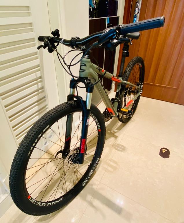 cannondale 275 mountain bike