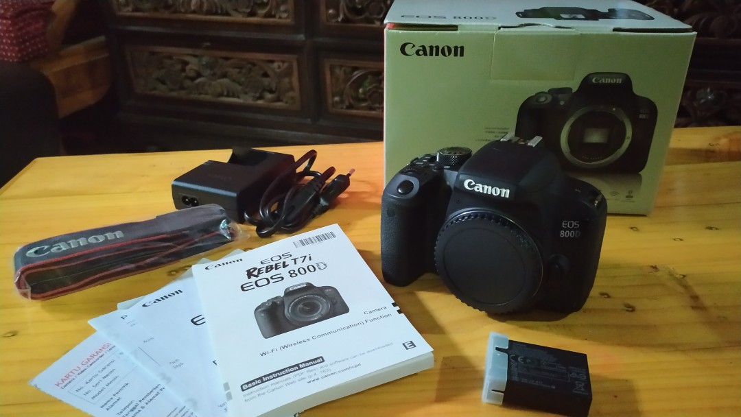 canon 800d dslr body only like new