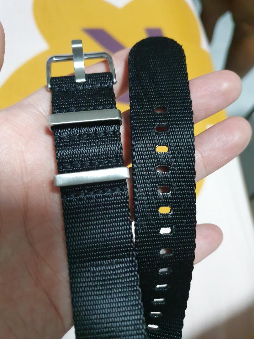 Casio 5610 nato strap top