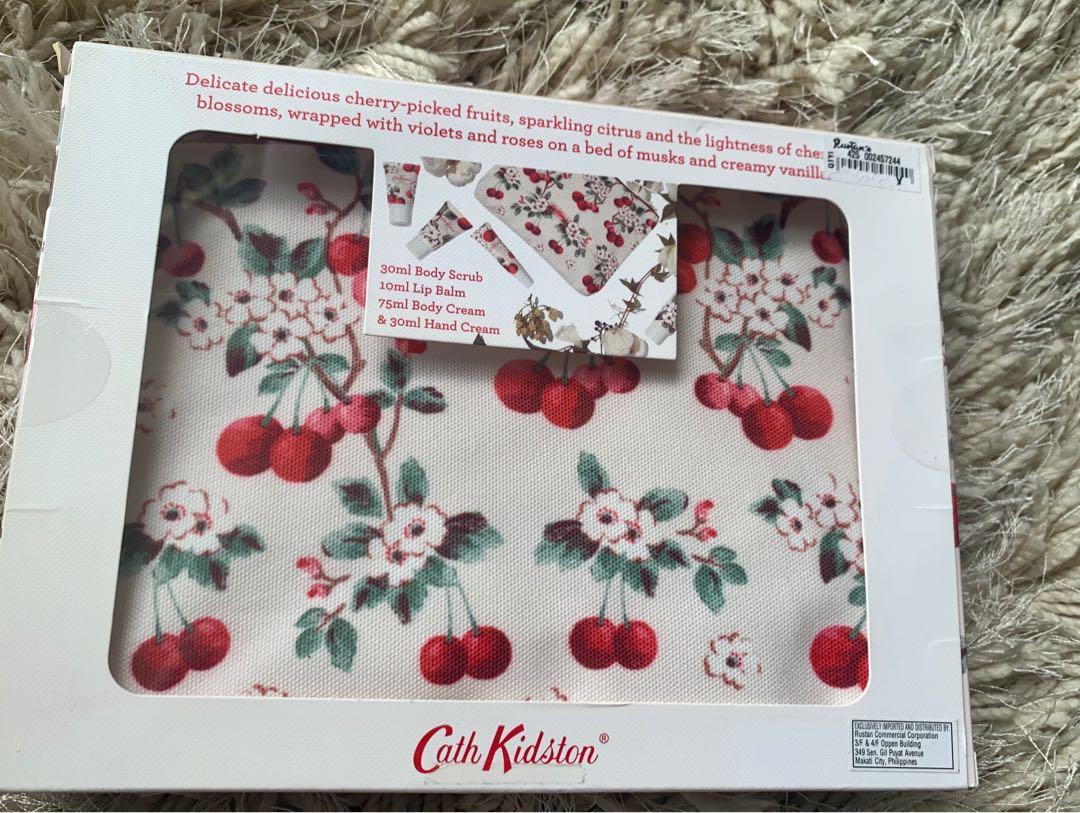 Cath kidston pamper clearance time bag