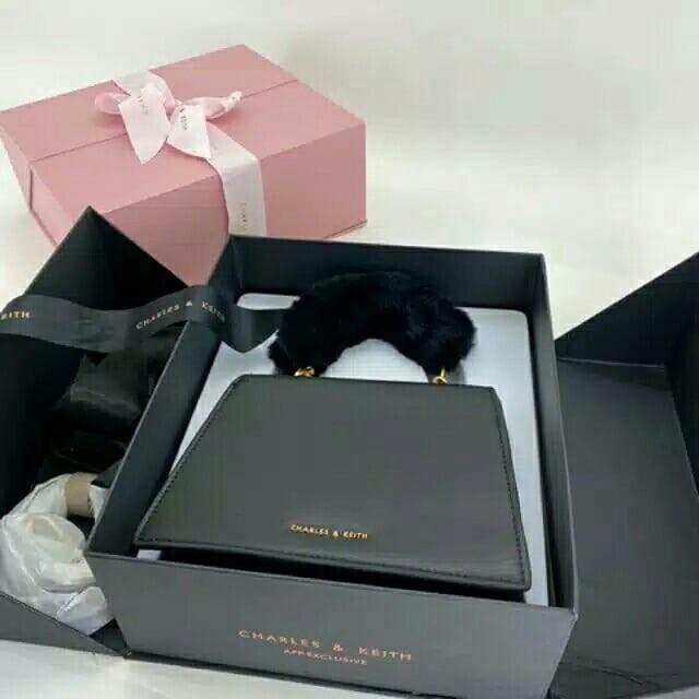 Charles and keith gift bag best sale