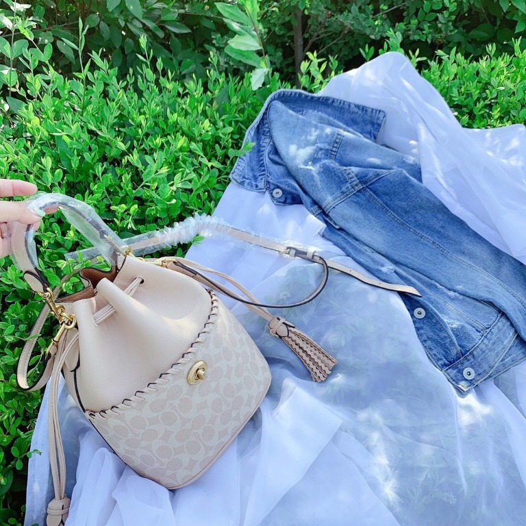 Lora bucket bag with whipstitch shop