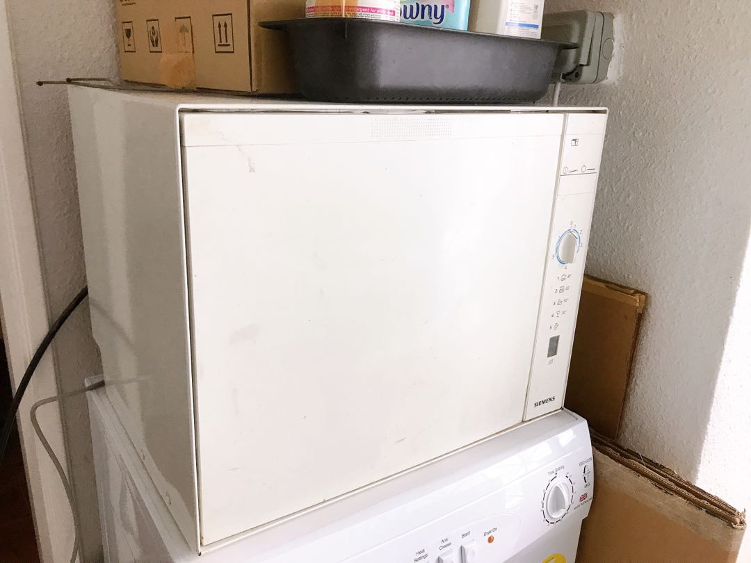 Compact Siemens Dishwasher