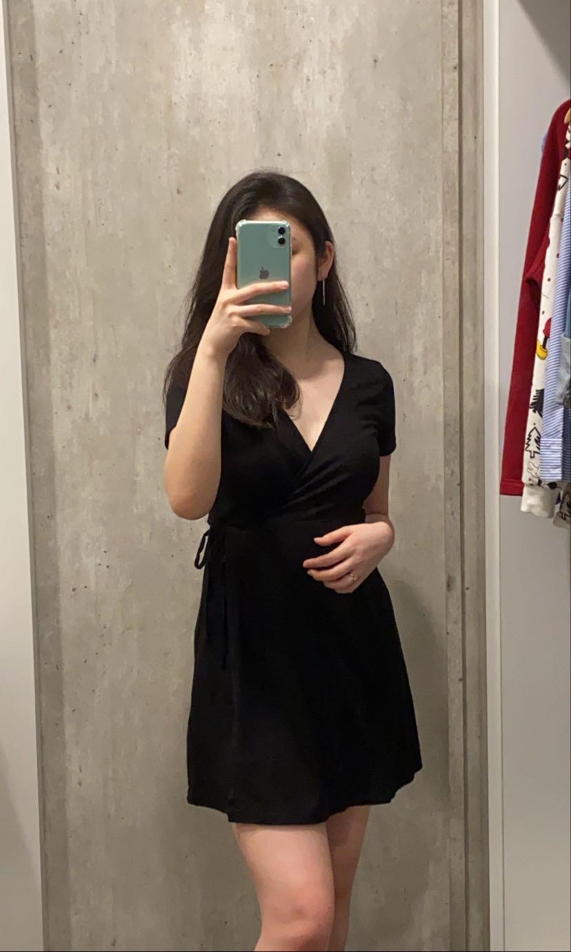 simple black wrap dress
