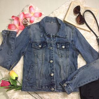 (Category: ) located in . Submitted by bella_charm (Listing ID 1018251247, Image 1). Description: .
