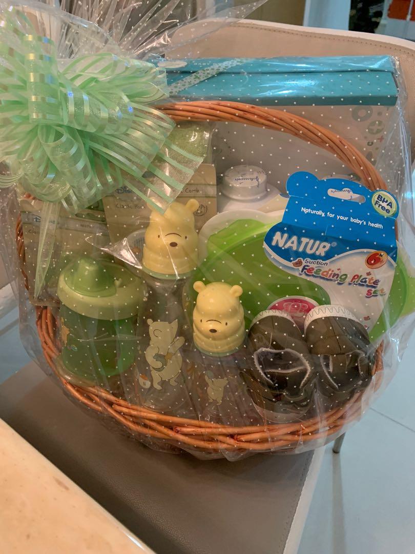 pooh hamper