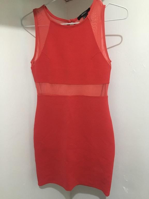 red clothes forever 21