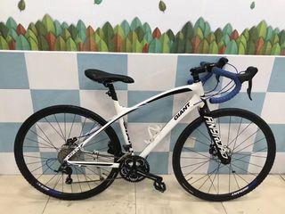 giant anyroad gravel bike